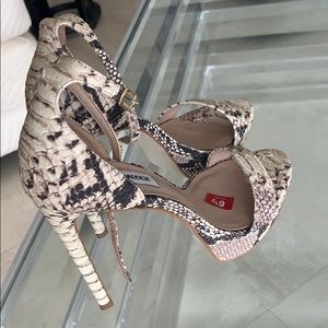 Steve Madden, size 6.5